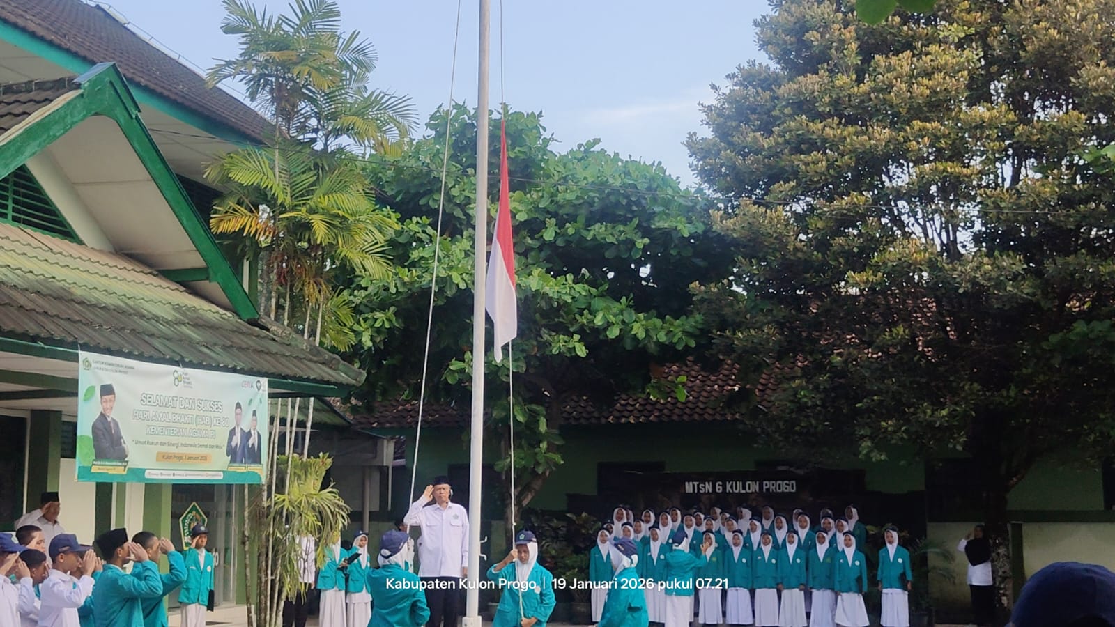 Upacara Bendera MTsN 6 Kulon Progo, Munir: Isra Miraj Pembuktian Risalah Rasul 